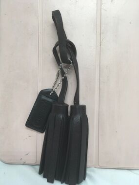 COACH LEATHER TASSELS KEYFOB BAG CHARM KEYCHAIN HANGTAG